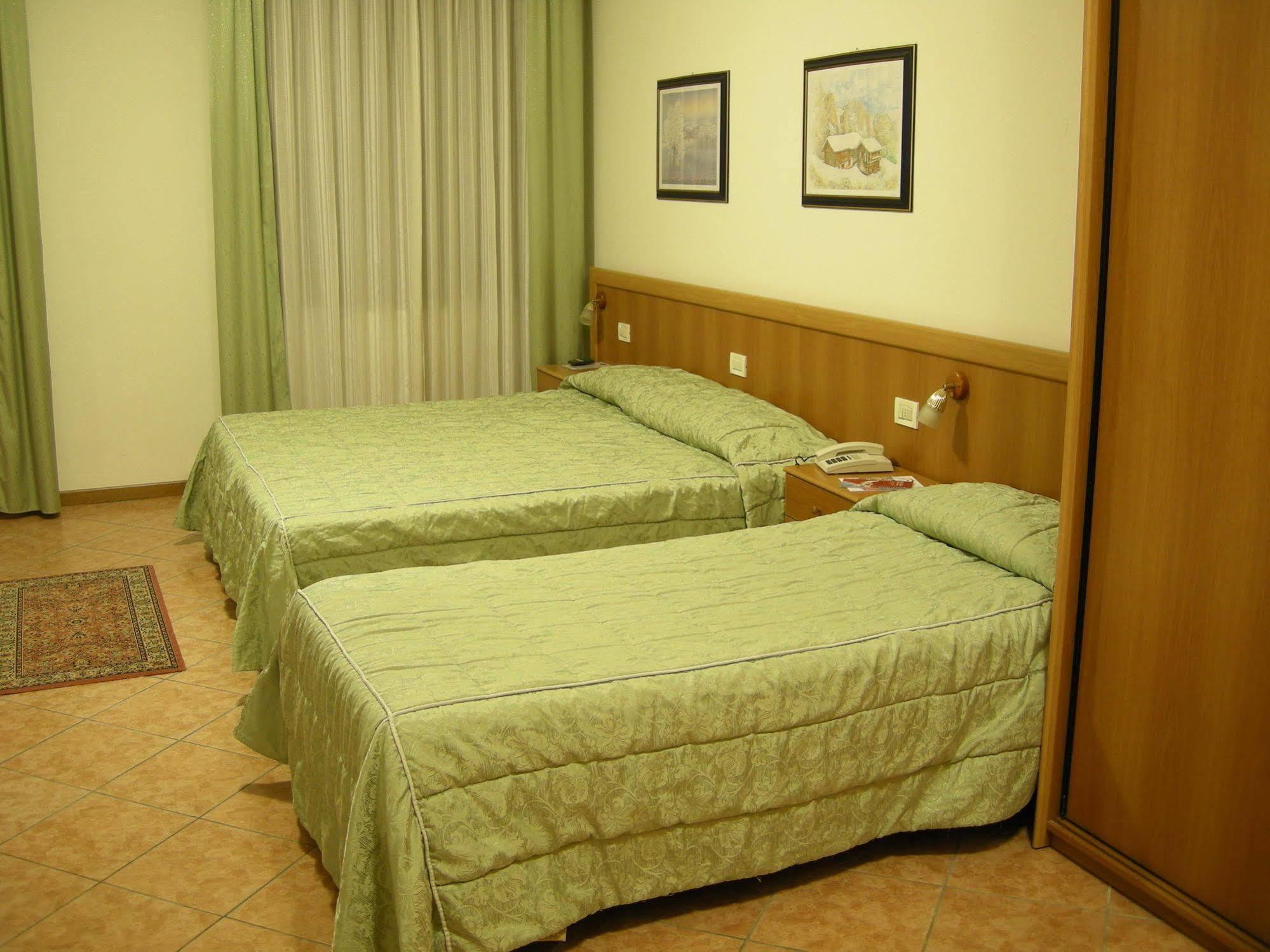 Residence Piccola Oasi Noventa Padovana Екстер'єр фото